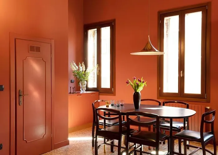 Ca Regina Panada - Passion On The Canal * 베니스